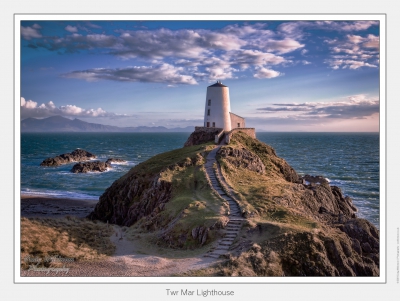 Twr Mar Lighthouse